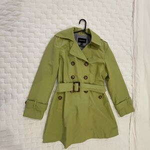 Ladies London Fog double breasted rain jacket. Color is apple green size L